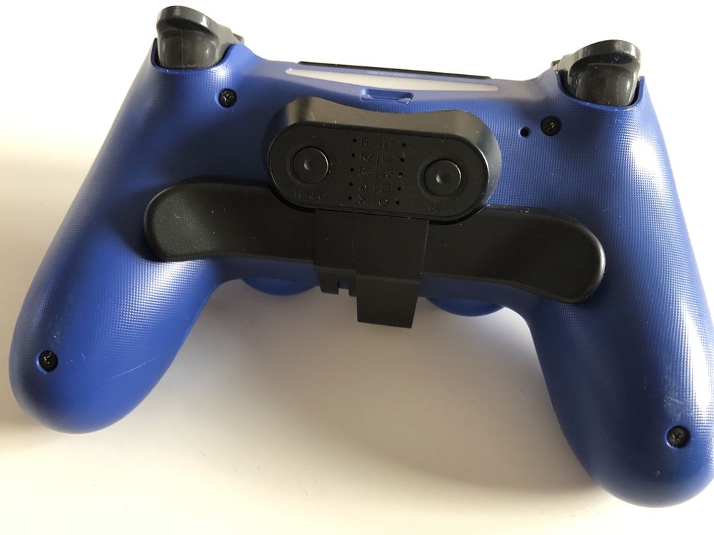 Pad ps4 edycja F.C. Plus nasadka z dodatkowymi przyciskami
