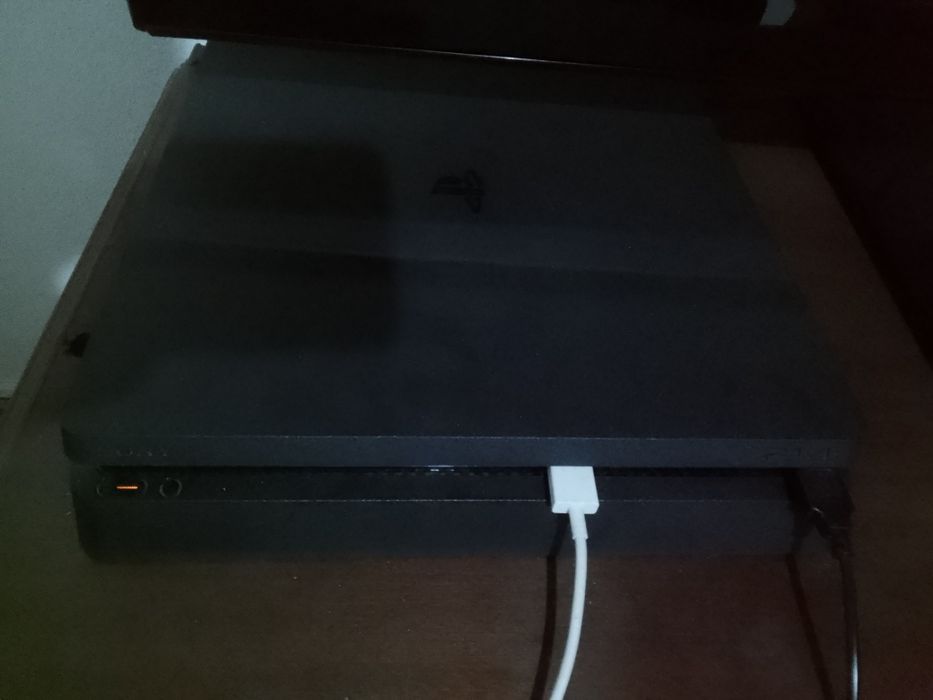 Ps4 1 terabite como nova