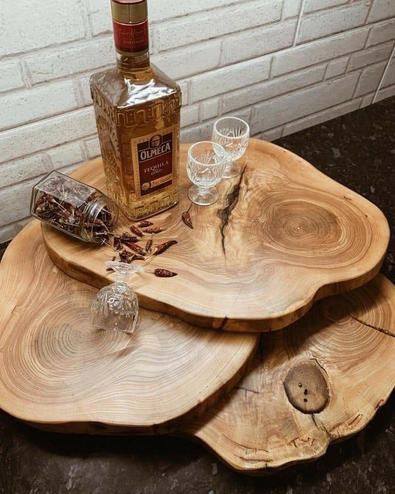 Поднос доска для мяса нарезки из спила дерева таця