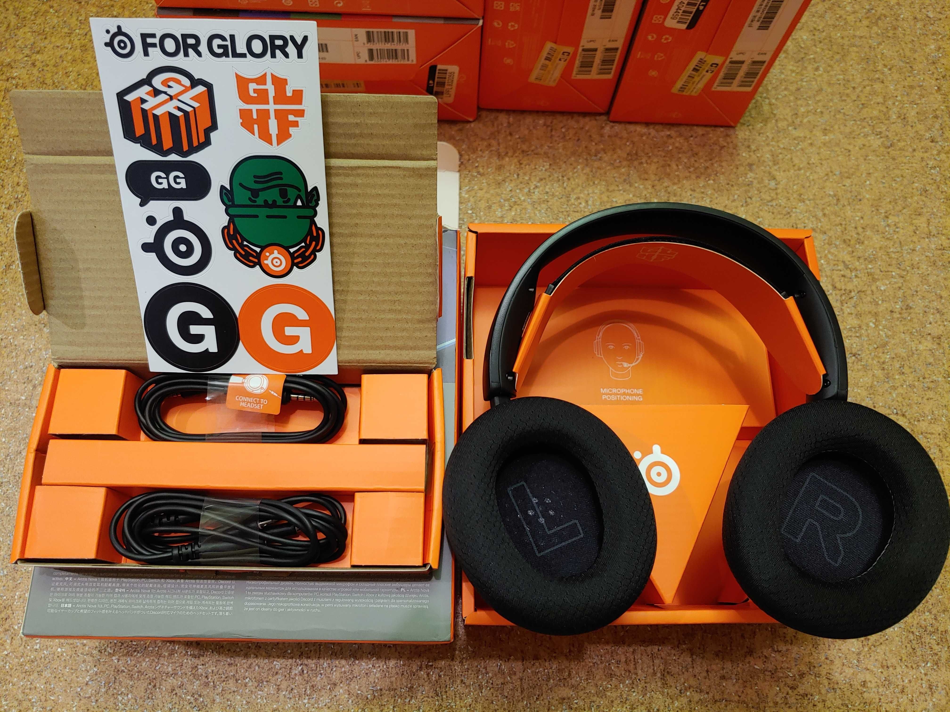 Игровые наушники SteelSeries Arctis Nova 1