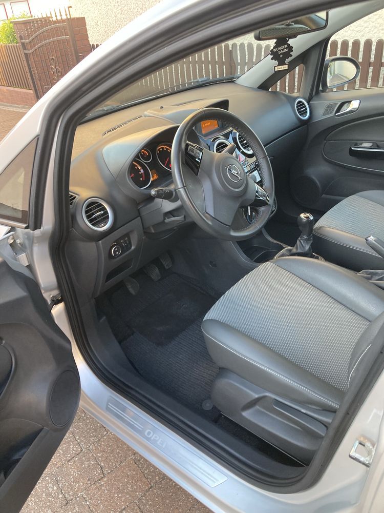 Opel Corsa D 2010r.