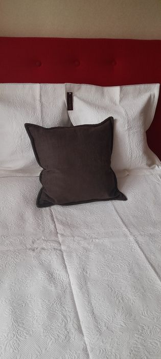 Покривало 230×250см, дві наволочки 50×50 см 100 % бавовна