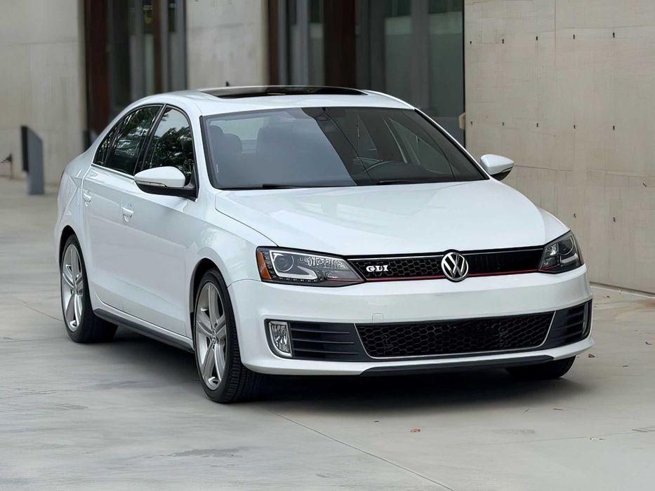Volkswagen Jetta GLI      2015