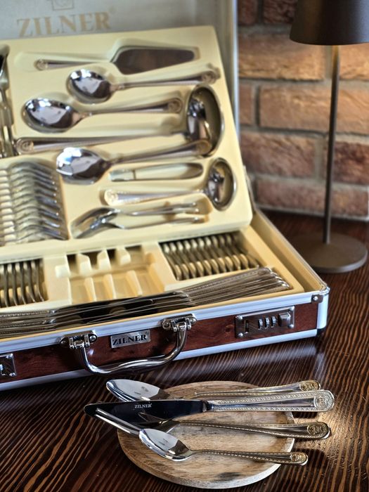 Walizka sztućce versace