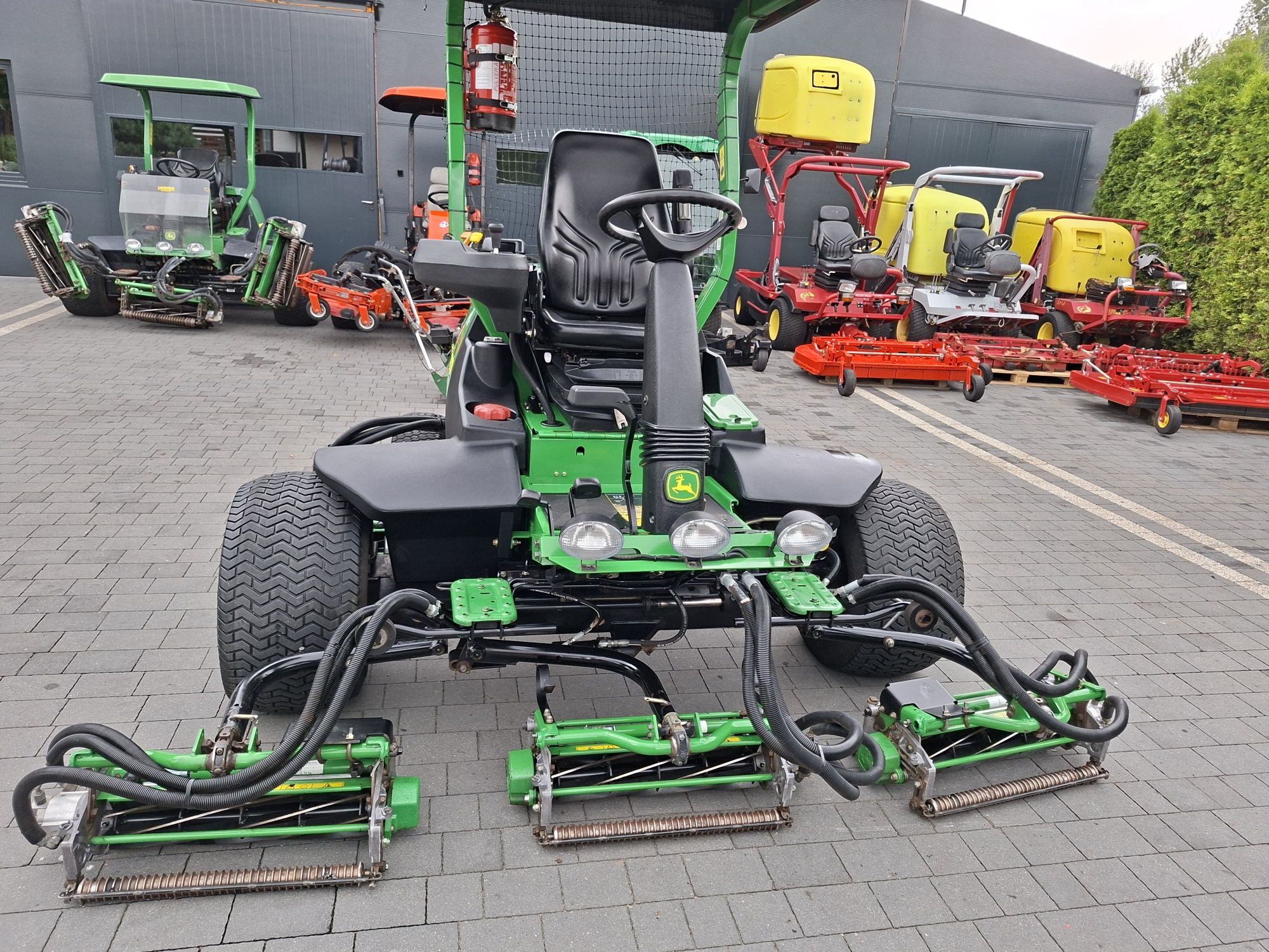 Kosiarka wrzecionowa John Deere 7500  2016 rok nie  toro kubota jacobs