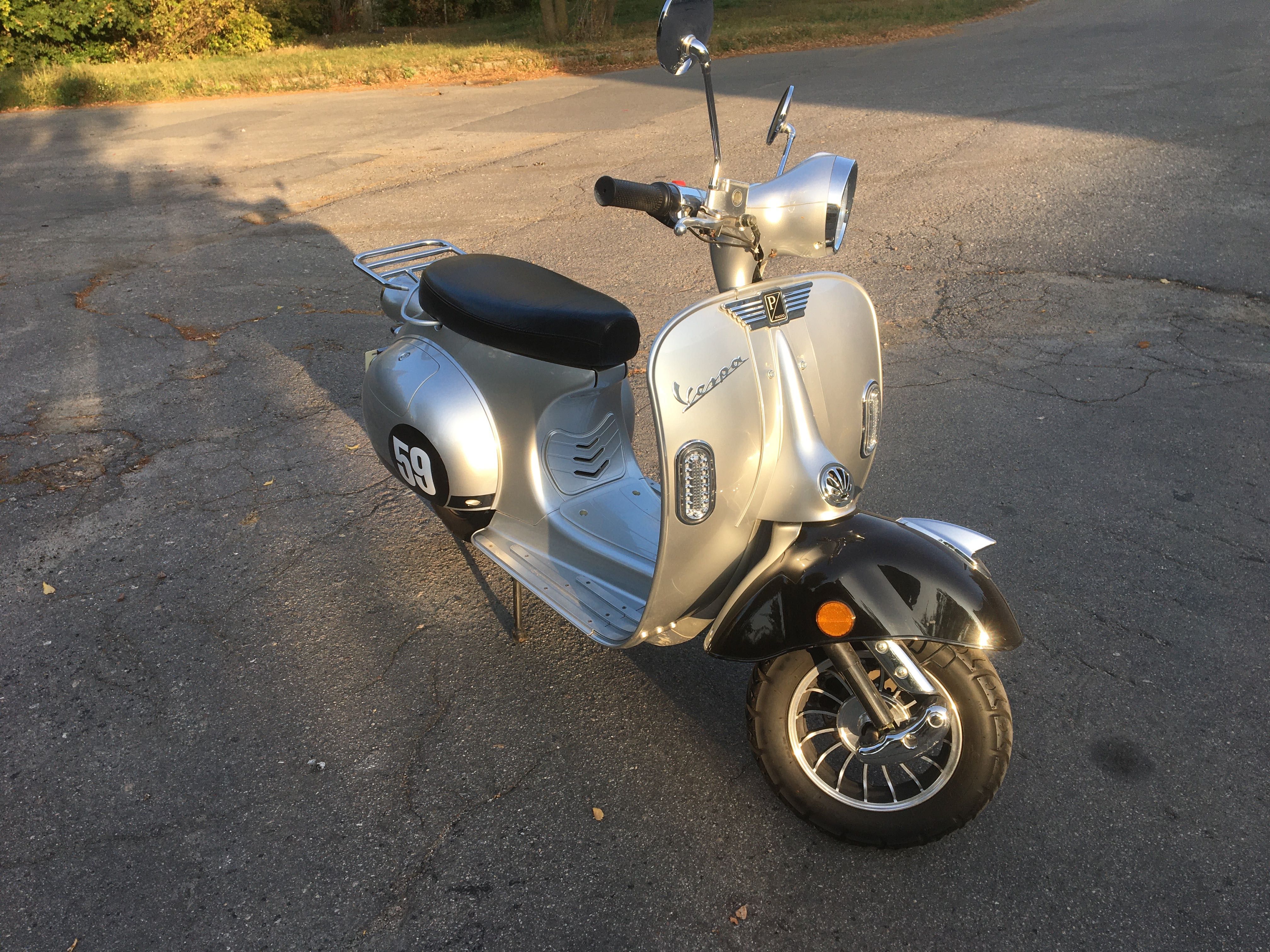 Продам электроскутер Windtech Vespa 3,0кВт 72в 40Ач Запас хода 100км