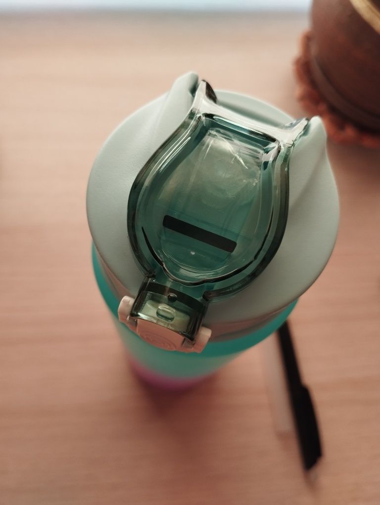 Butelka z rurką na wodę, bidon z ustnikiem, motywacyjna butelka,750 ml