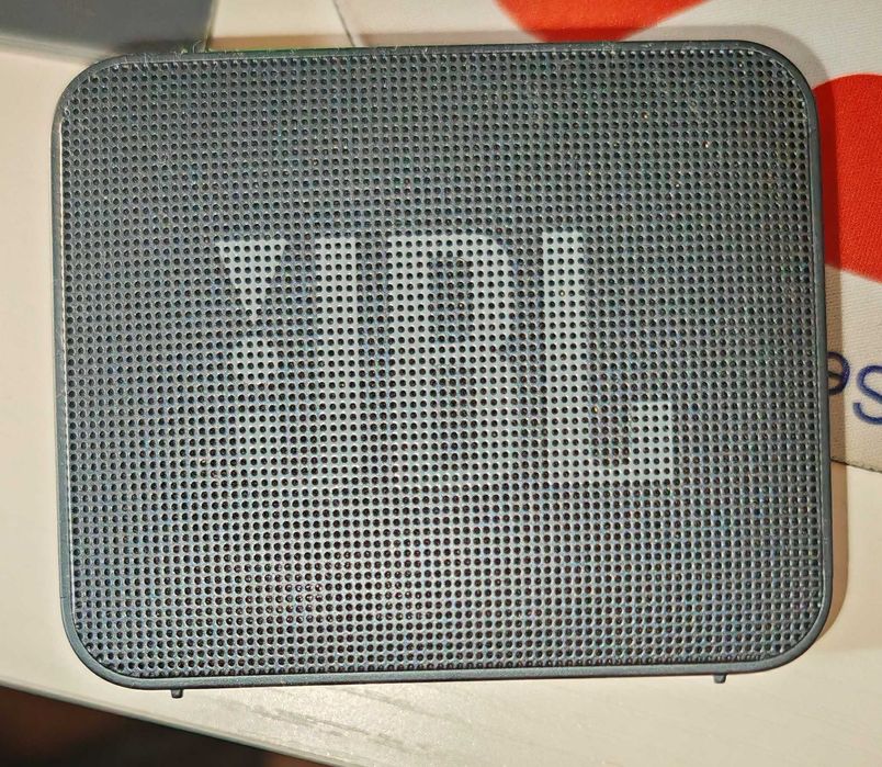 Coluna Portátil JBL GO Essential