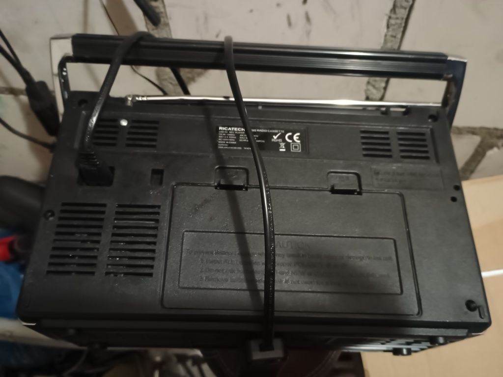 Ricatech radiomagnetofon FM , USB , SD retro