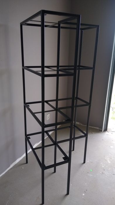 Zbudowa spiżarni, regał loft