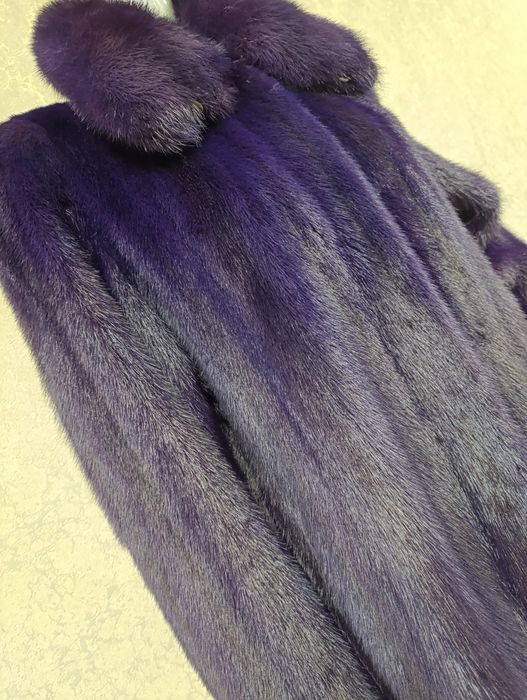 Шикарна фіолетова норкова шуба, шубка. Великий розмір. 110 см