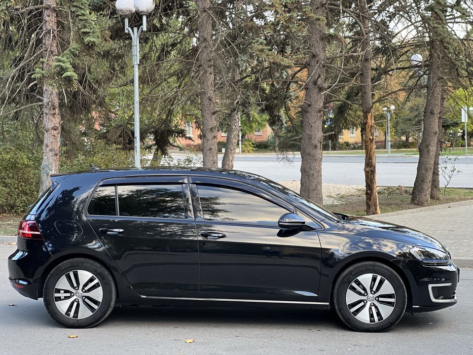 Volkswagen E-Golf 2014 Один владелец