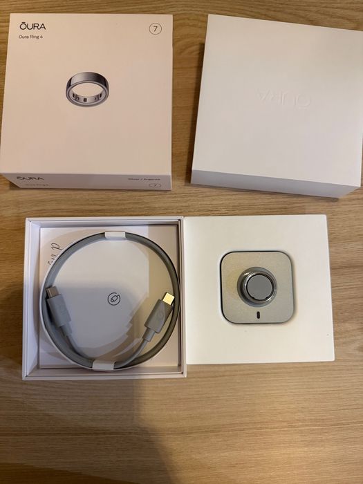 Pierścionek Oura ring 4