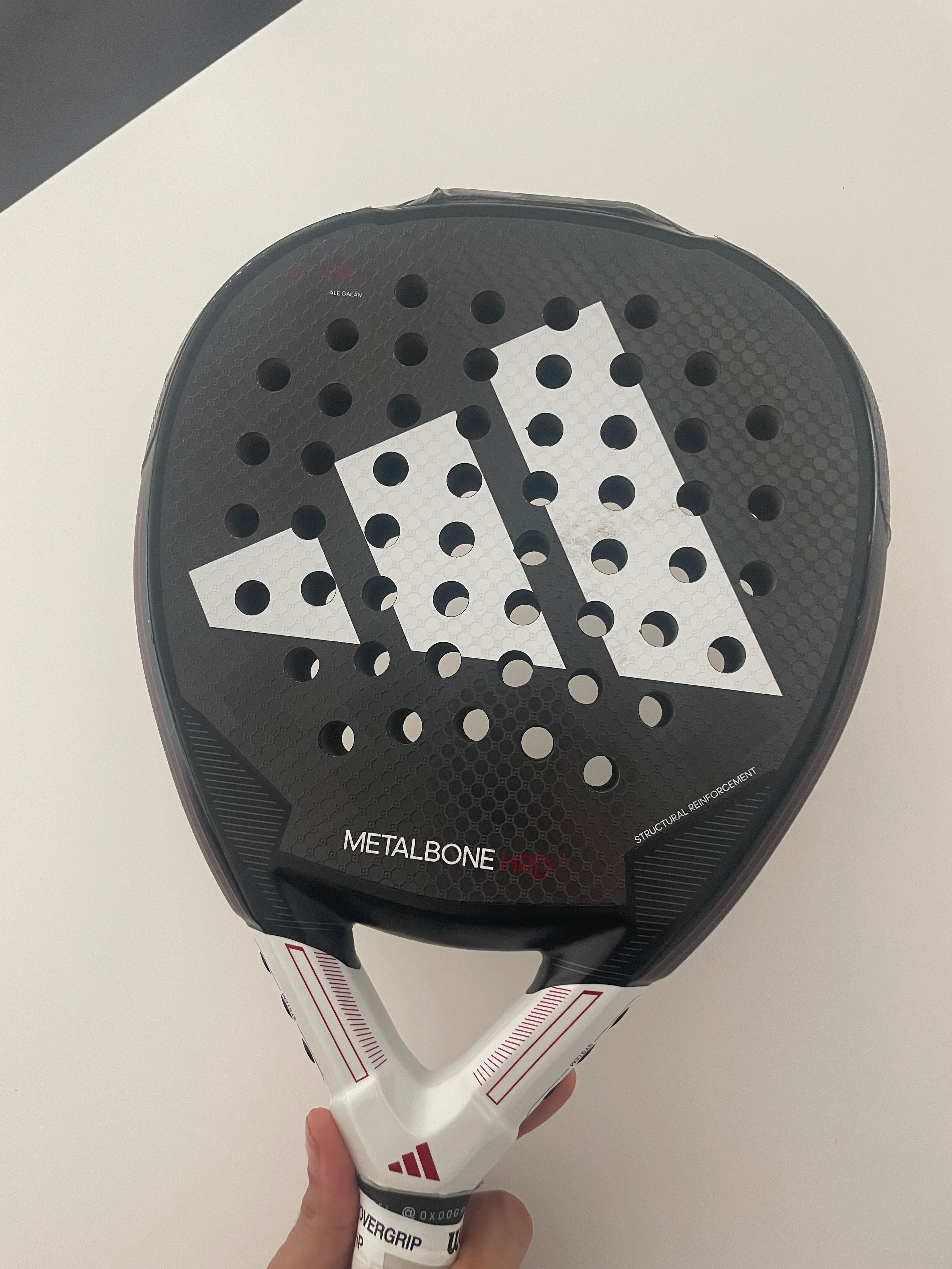 Raquete Adidas matalbone 3.3 hrd Ale Galan