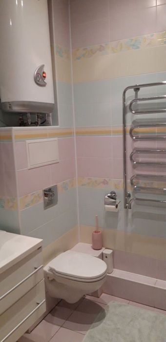 Продам 2-комнатную квартиру Героев Труда 32Б