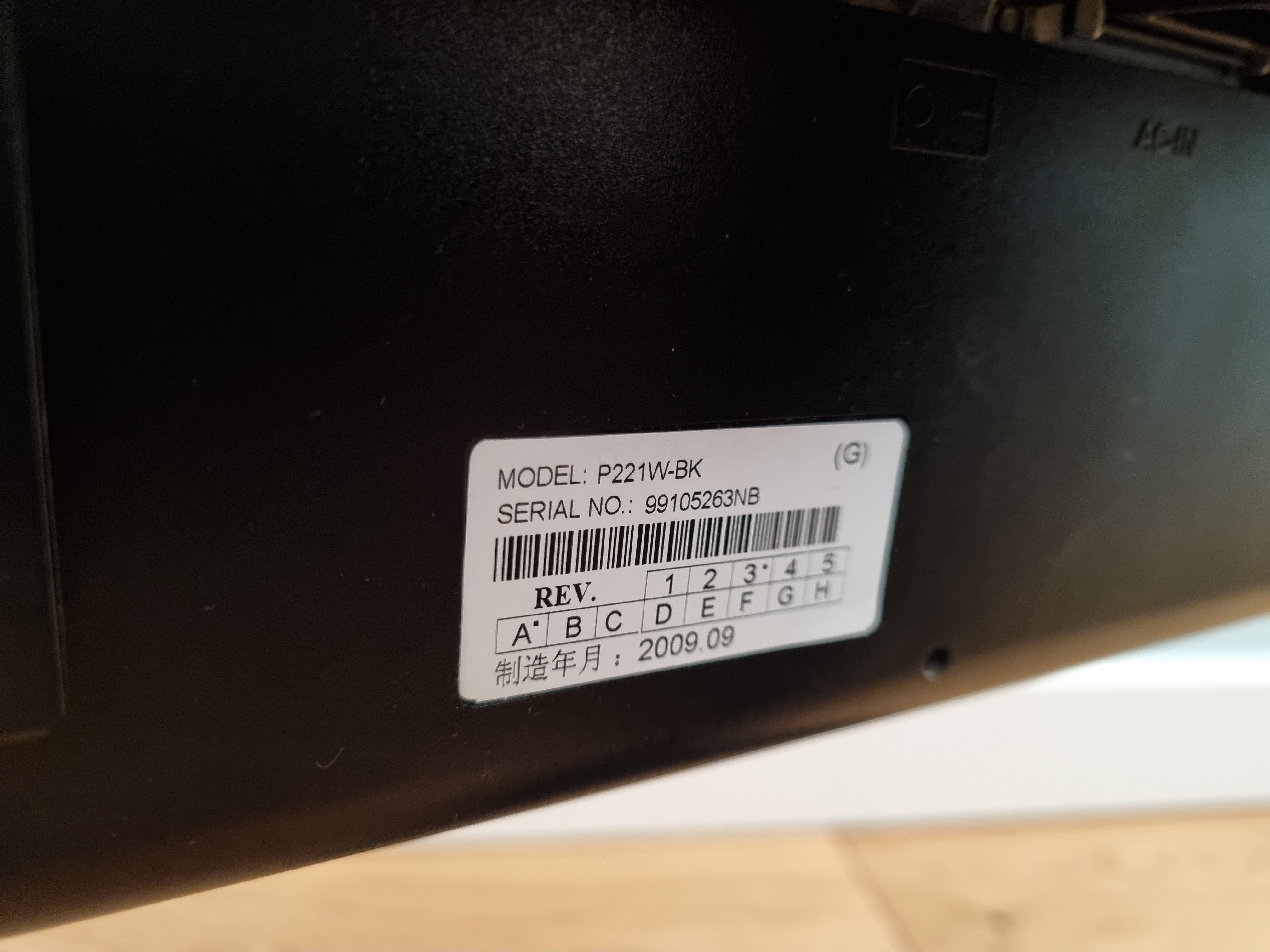 Monitor NEC MultiSync P221W 22"
