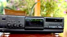 Magnetofon TECHNICS RS-BX601