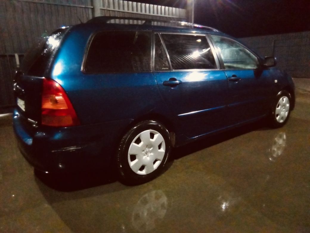 TOYOTA corola 2L D-4D