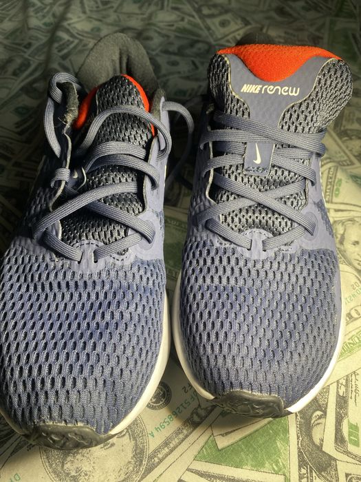 Чоловічі кросівки для бігу Nike Renew Ride 2 CU3507