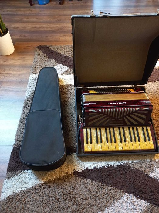 sprzedam stare akordeony sibylla brand