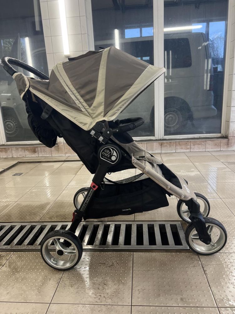 Прогулочная коляска City miny baby jogger