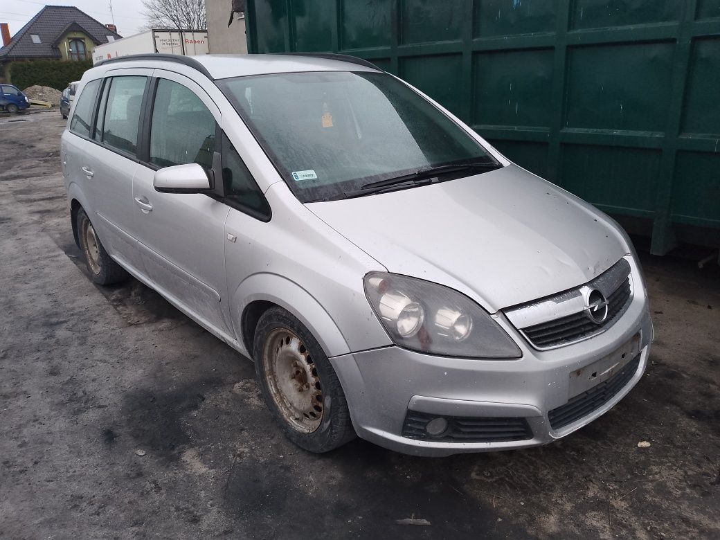 Opel Zafira B Z157 części maska zderzak lampy wysyłka