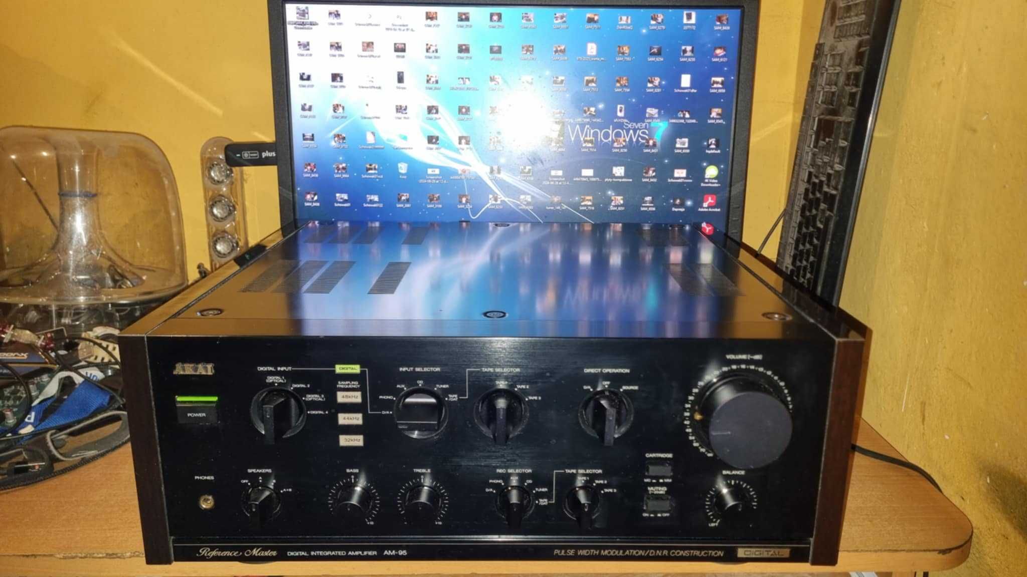 Potężny wzmacniacz Akai AM-95 2x180Watt 4ohm Reference Master Digital