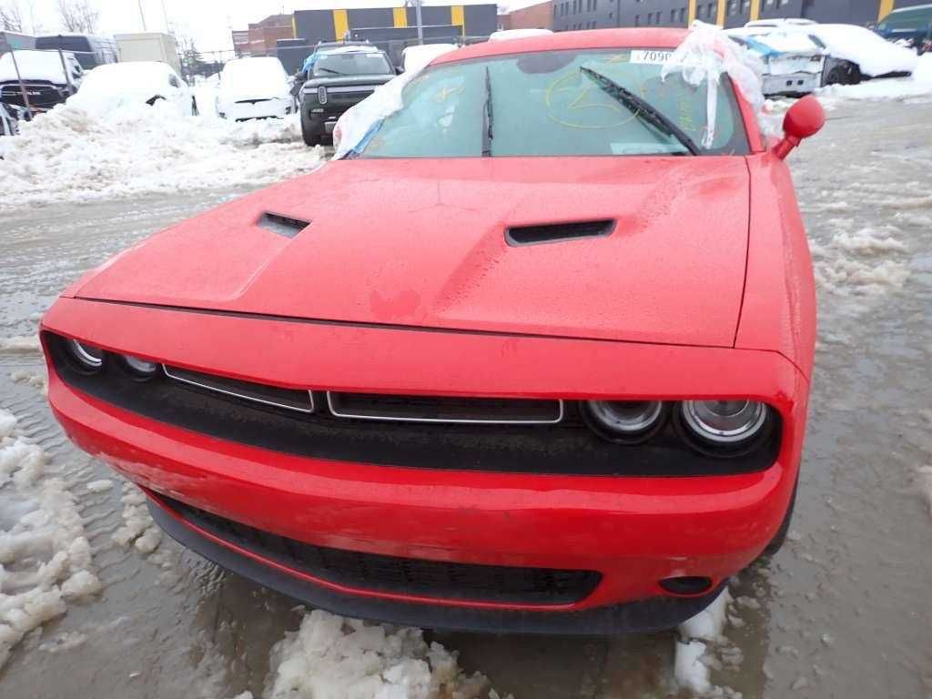 Капот Dodge Challenger