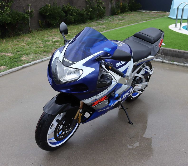 Suzuki GSXR 1000 K2 Impecável