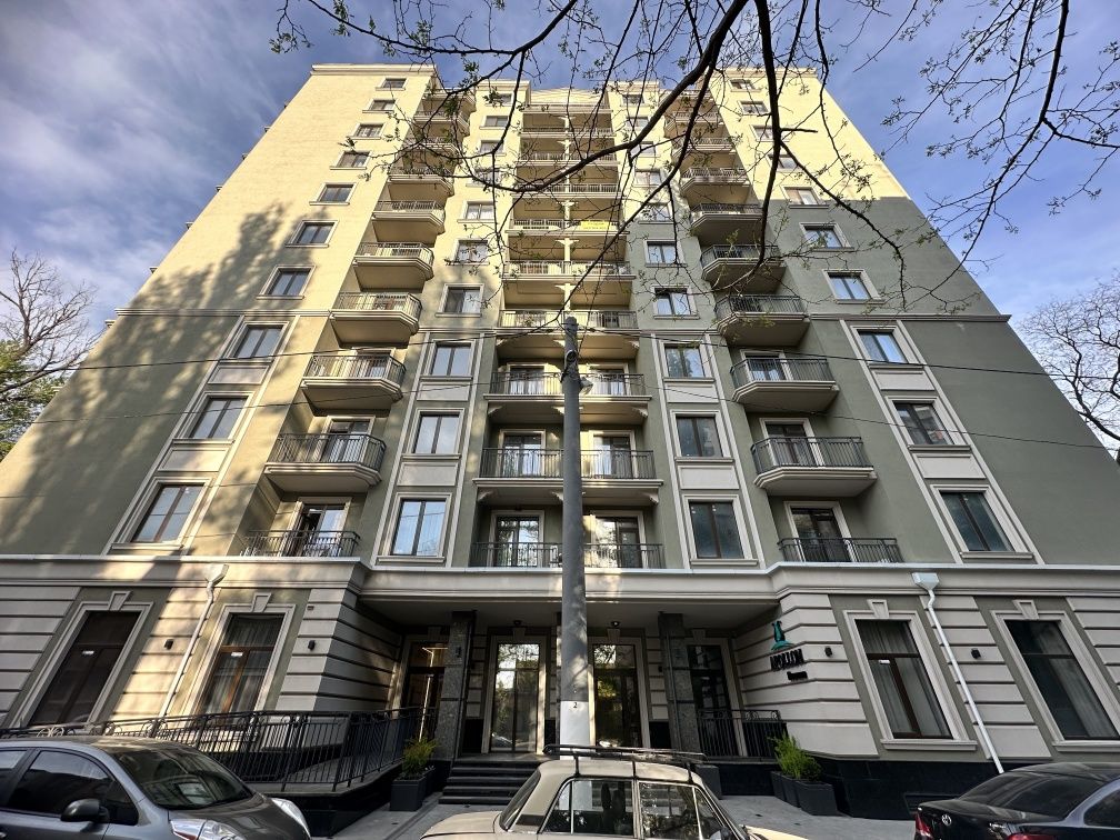 Продам однокомнатную квартиру 50 м в центре Одессы, новый дом Гефест