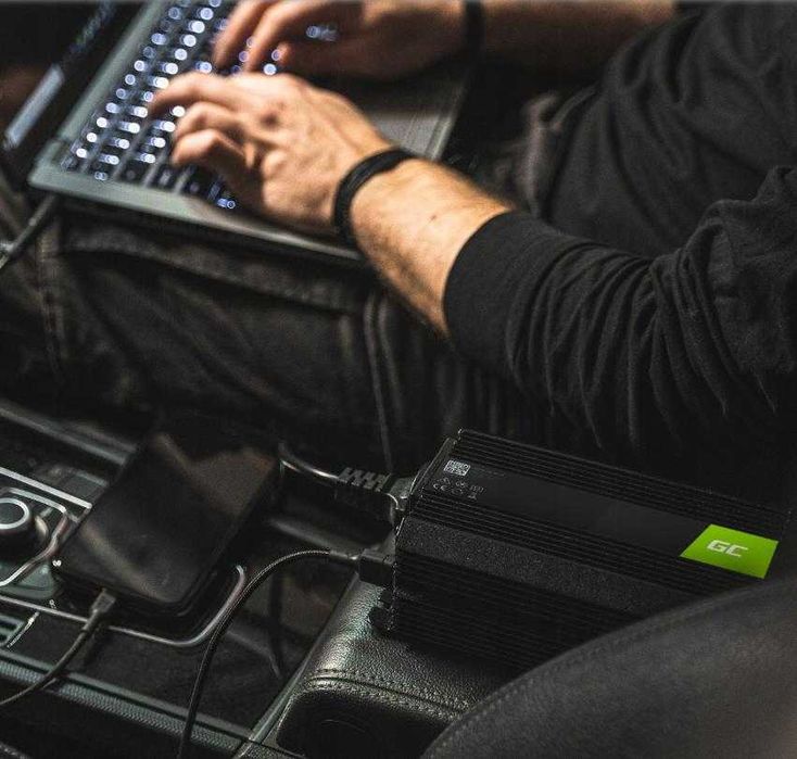 Преобразователь напряжения тока GC 12V 230V 3000W синусоида