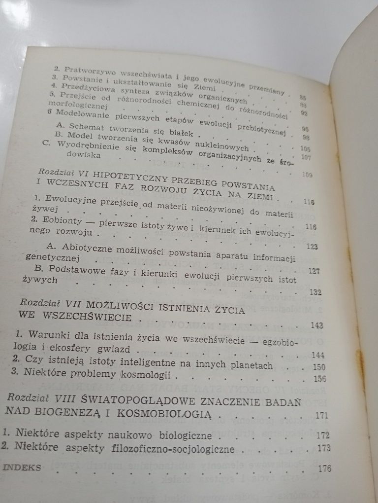 Biologia i kosmobiologia a światopogląd W. Kinastowski