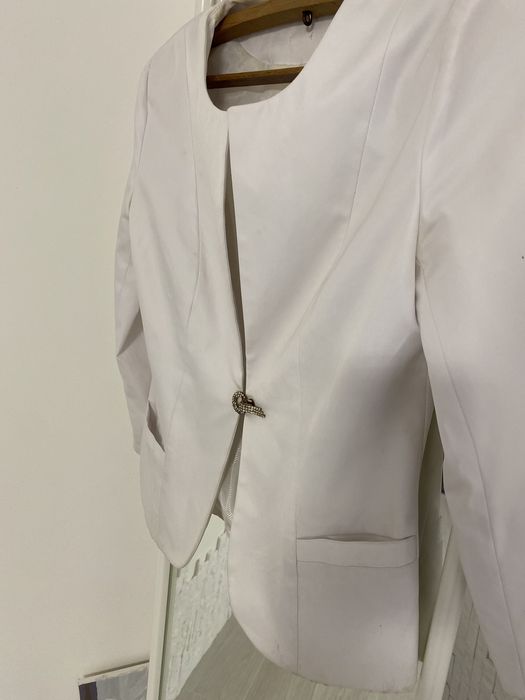 Приталений Піджак