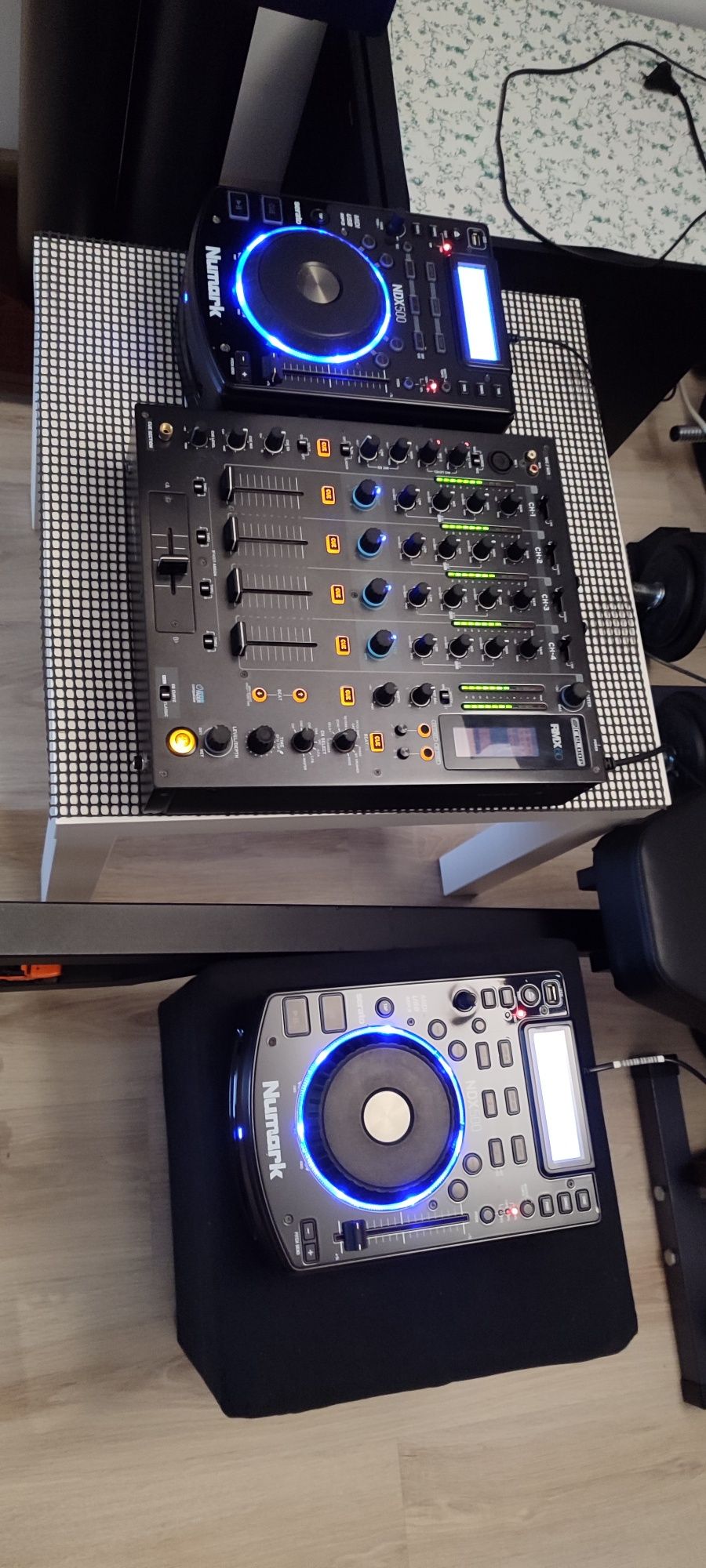 Mixer Reloop RMX60 +  Numark Ndx500 stan bdb 
Numark NDX500 X2