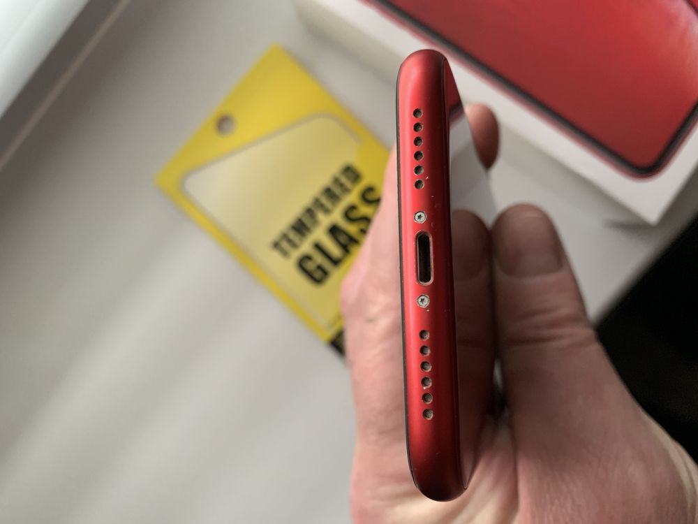 Продам Iphone xr