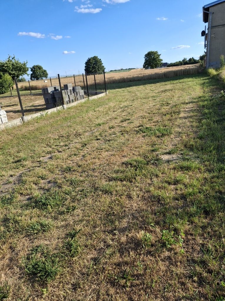 Sprzedam działkę rolno-budowlaną