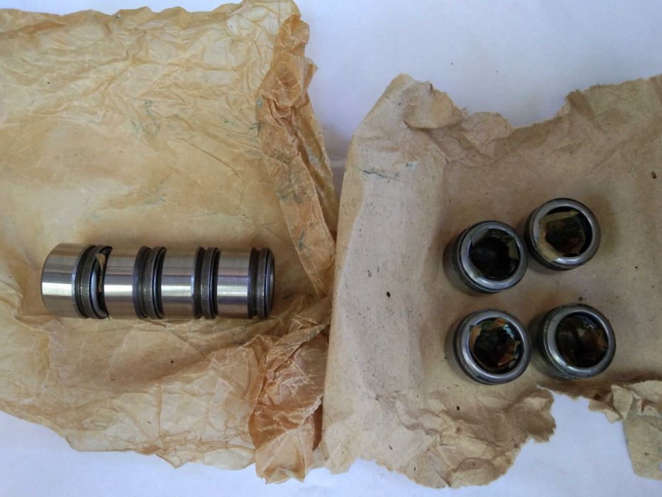 Крестовина Москвич, подшипники на крестовину СССР, новые