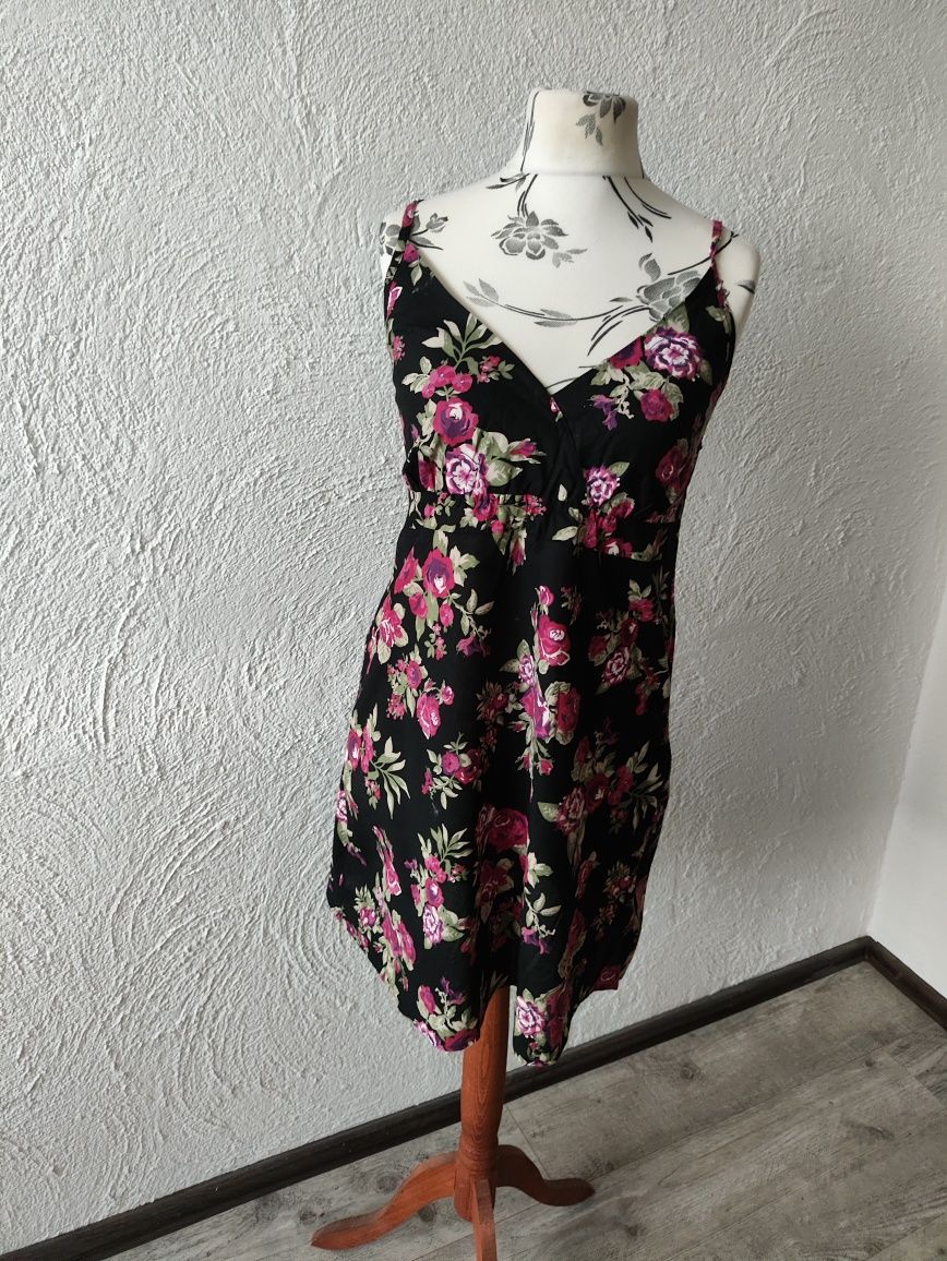 Sukienka na ramiączkach 42 XL C&A w kwiatki