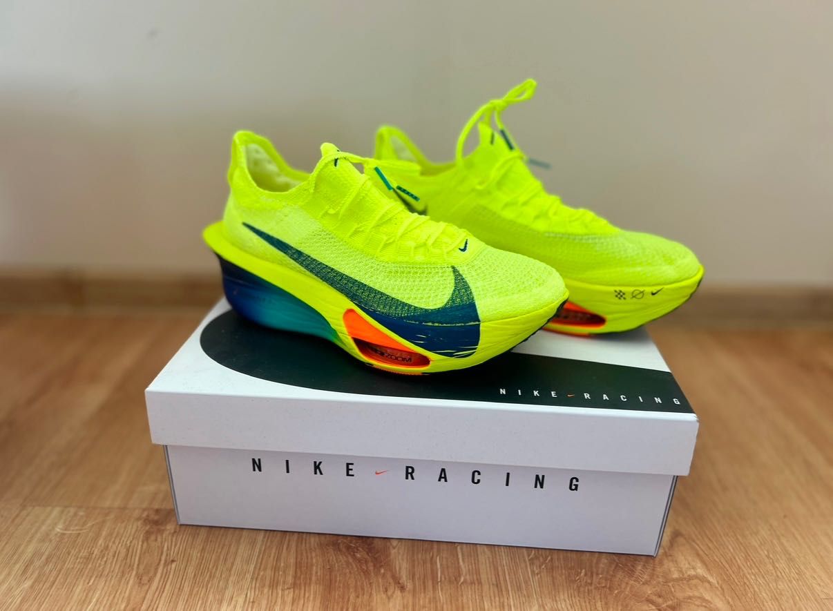Dowód zakupu / Nowe - Buty do biegania Nika Alphafly 3 r. 43