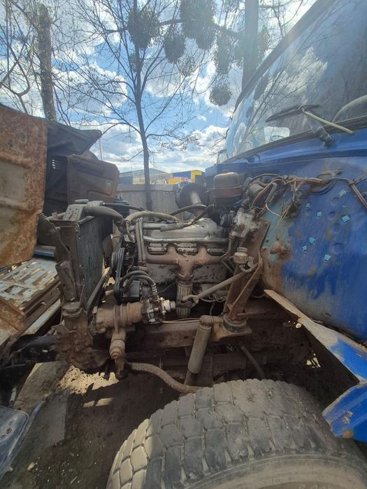 Продам ЗИЛ мусоровоз.Лодка