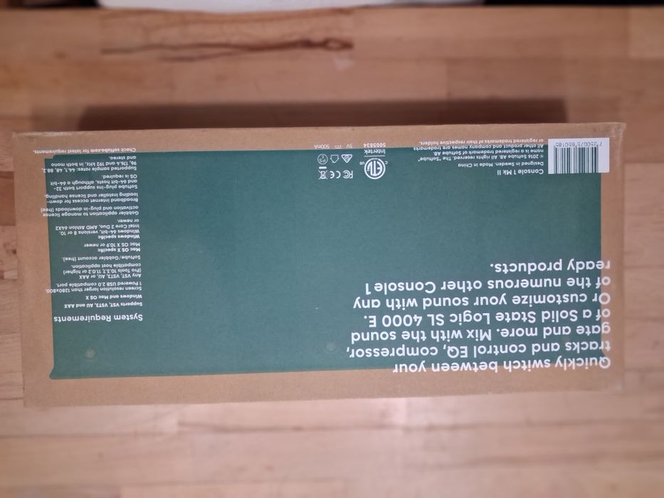 Softube Console 1 – Como Nova, com caixa e cabos originais