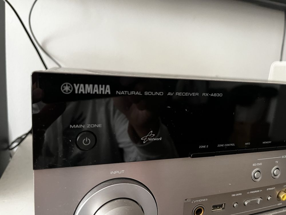 Yamaha RX-A830 amplituner