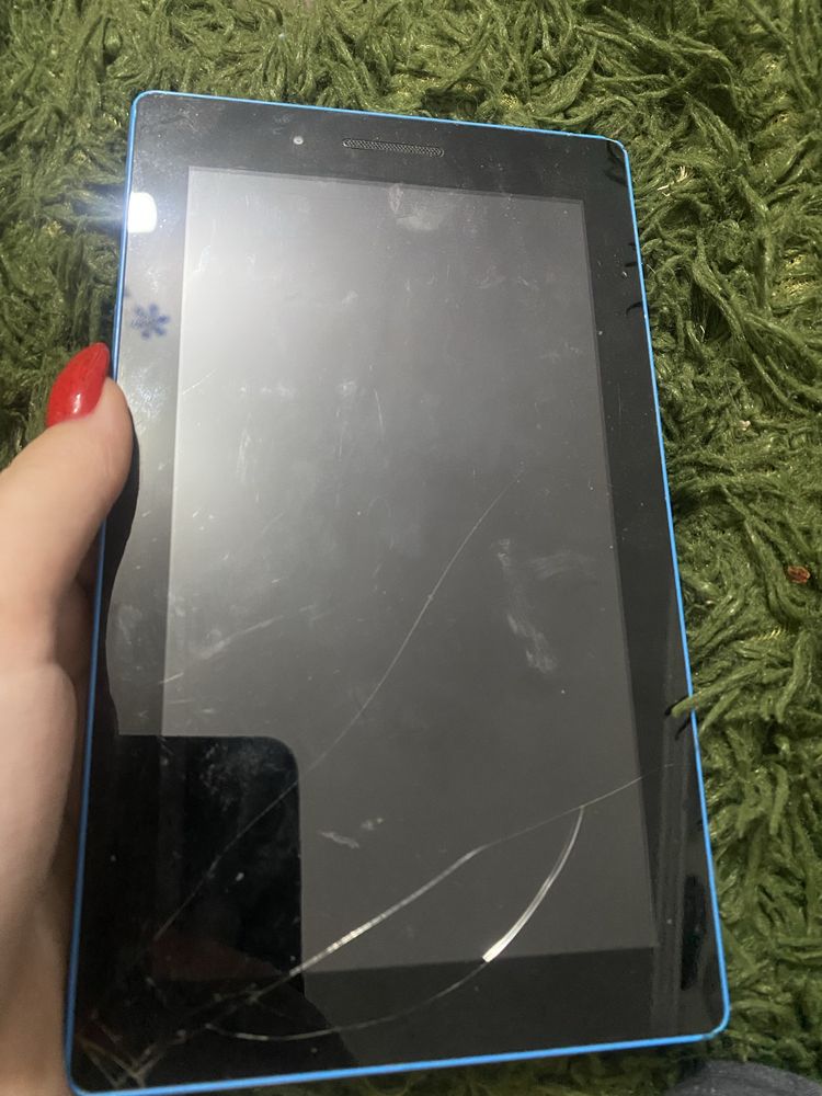 Планшет Lenovo