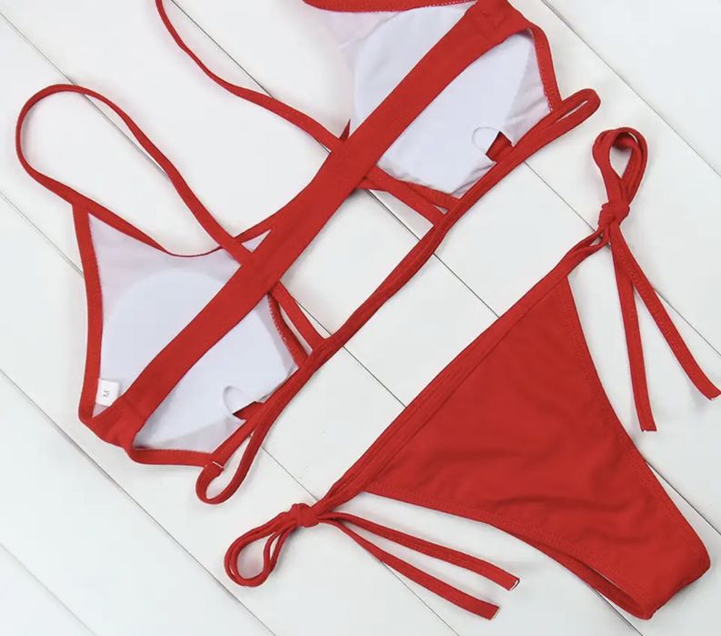 Продам раздельный красный купальник S