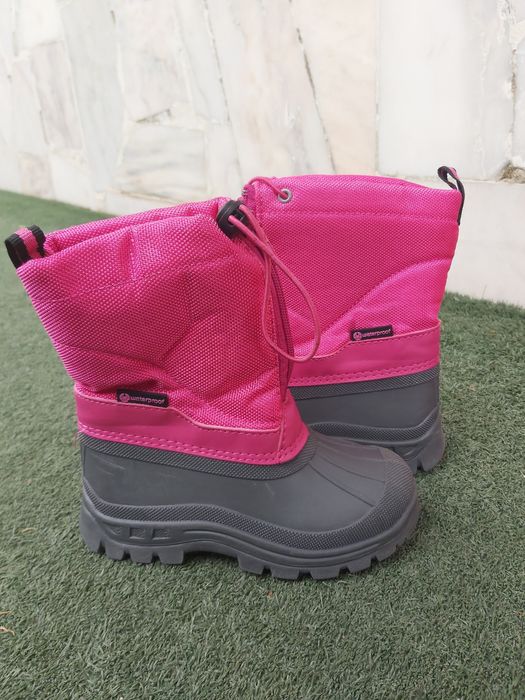 Quispo + calças + botas da neve