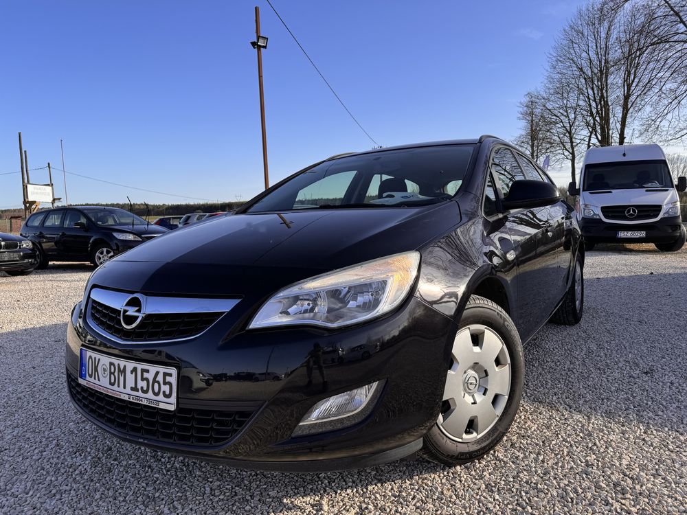 Opel Astra J* 2012 Rok* 2.0 Diesel* Super stan* Zamiana*