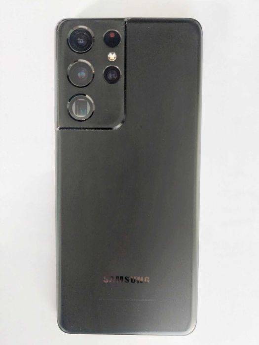 Samsung Galaxy S21 Ultra + capas