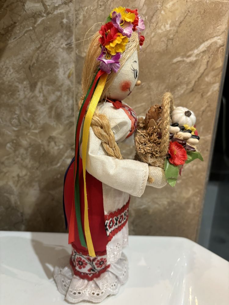 Кукла в украинском стиле, лялька сувенирная