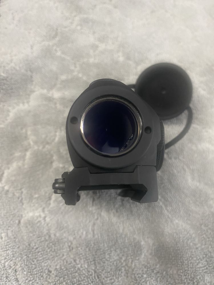 Коліматорний приціл Aimpoint MICRO T-1 2MOA з кріпленням