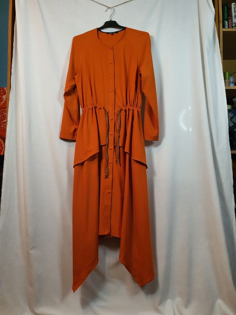 Помаранчева сукня б/в від AndreTan L